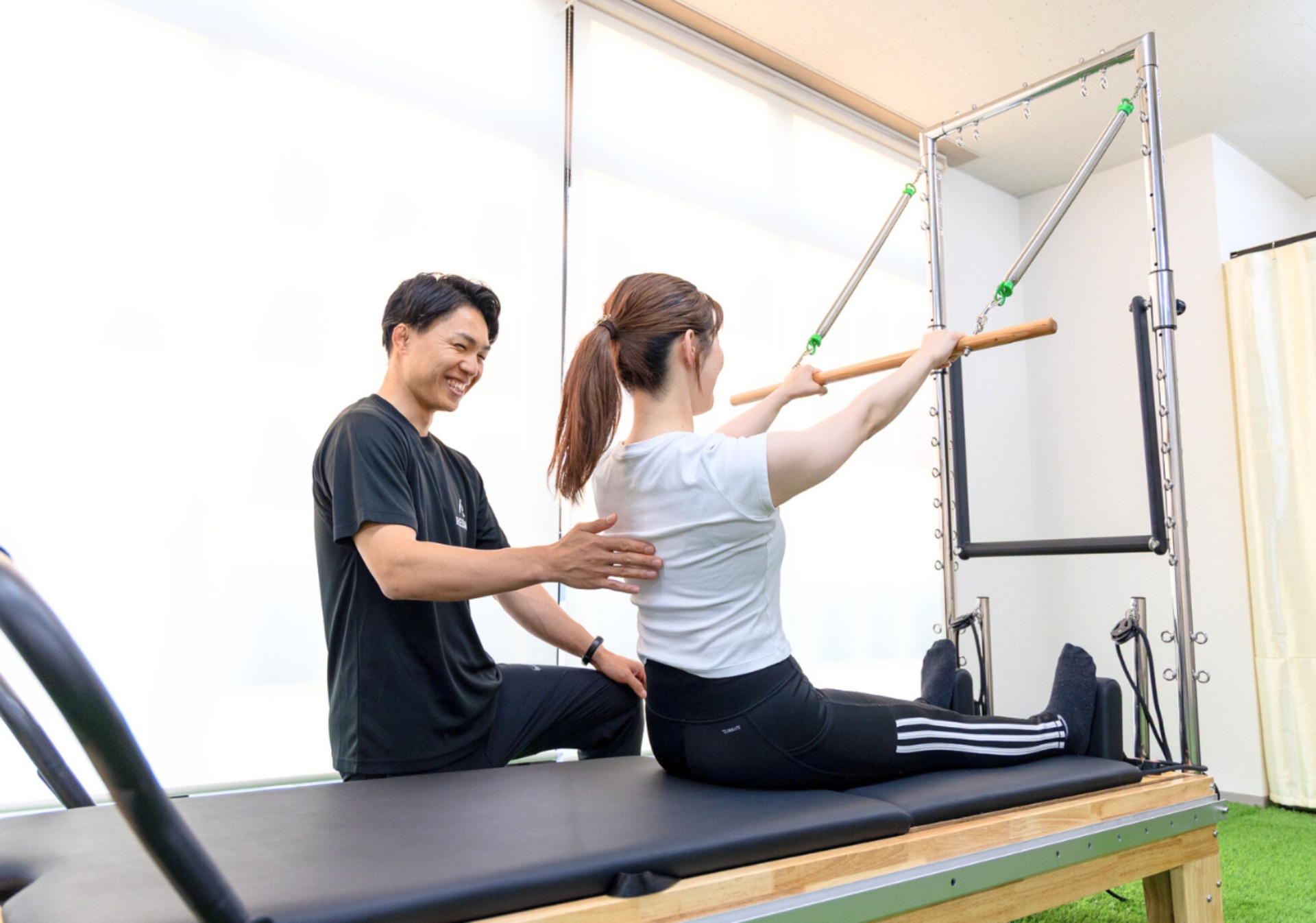 姿勢改善に対応 | 群馬県高崎市のパーソナルトレーニングならパーソナルトレーニング&ピラティスREBASE
